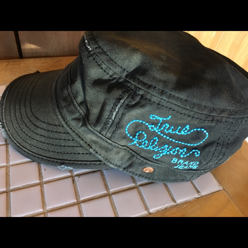 True Religion hat
